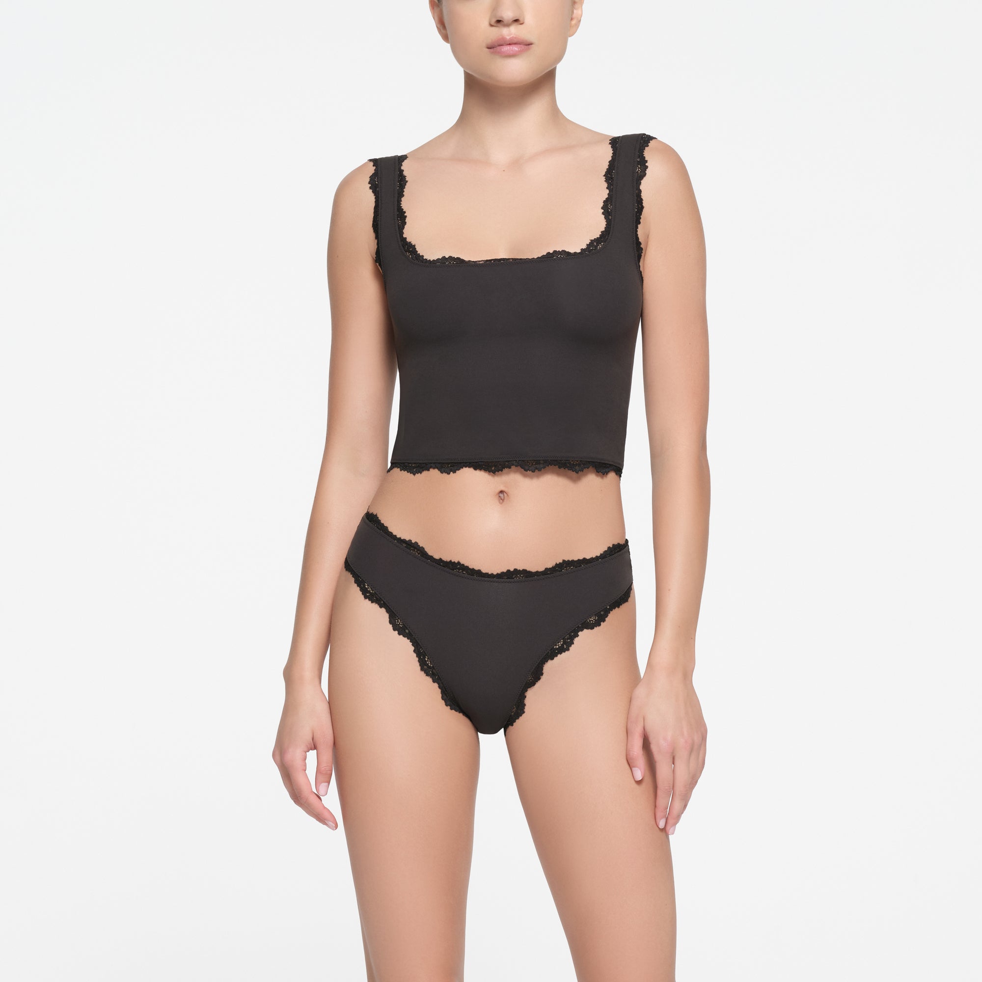 FITS EVERYBODY LACE TANK | ONYX - XS